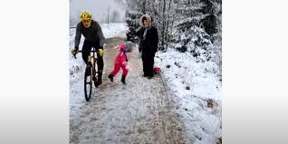 L'exécutif promet d'adapter le système de soins. En Belgique La Video D Un Cycliste Bousculant Une Fillette Suscite L Indignation