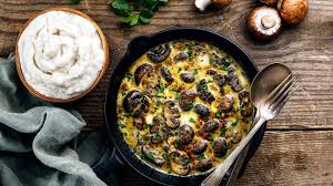 Cremige Pilzpfanne Mit Hohlenkase Blumenkohlpuree Veg