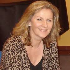 Yvette Frey (@yviinus)