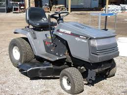 If you do it might be the cause for mower leaving a strip uncut. Albrecht Auctions Craftsman Die Hard Ii Lawn Mower With A 19 Hp Twin Briggs Stratton I C Cold Six Speed 42 Cut Includes Key