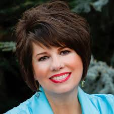 Cathy Costello's Instagram, Twitter & Facebook