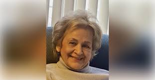 Obituary information for Theresa "Tootsie" Hutchens (neé Illos)