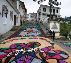 Uzyskaj dostęp do bezpłatnego strumieniowania radia na żywo i odkryj więcej stacji radiowych jednym rzutem oka. Ouropreto Com Br Semana Santa De Ouro Preto Fara Homenagem Silenciosa Nas Igrejas Em Que Ocorrem As Festividades Religiosas