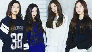 K Pop Idol Stylists Who Are On Top Of Their Fashion Game Fashion Games Fashion Stylists
