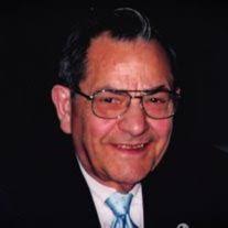 Frank Puleo's Instagram, Twitter & Facebook