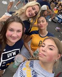 Amanda Herndon (@_.amandaherndon._) • Instagram photos and videos