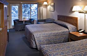 Take a dip in our indoor pool, dine in one of our restaurants, explore a hiking trail in. Banff Red Carpet Inn Hotel De