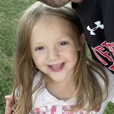 Laura Groelle and Zach Groelle's Wedding Website