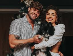 O resultado foi compartilhado por ele nas redes sociais, com direito a vídeo e foto. Breno Simoes Sobre Paula Amorim Em No Limite Nunca Passei Tanto Tempo Longe Quem Entrevista