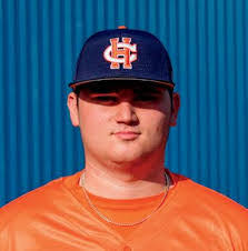 Damien Hart's Instagram, Twitter & Facebook