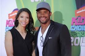 Seattle seahawks quarterback russell wilson's resemblance to his father the late harrison b. With Big Brother Russell S Help Anna Wilson Fights For Her Basketball Career Bleacher Report Latest News Videos And Highlights