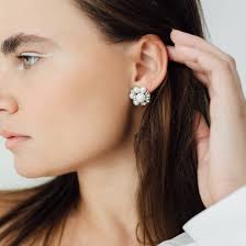 Anna Bellagio Earrings 2025