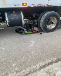 Fallece niña de 10 años tras incidente con camión de basura en Villa Isabela  Una niña de 10 años murió tras ser atropellada por un camión de basura en Villa  Isabela. Autoridades