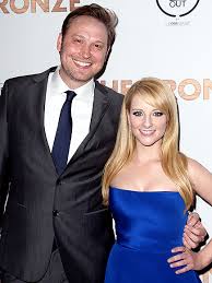 Honoring excellence in video & television across all screens. Melissa Rauch On Her And Husband Winston S New Movie People Com