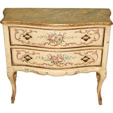 Small 1920s Painted Italian Commode 1stdibs Com Paint Furniture Refinishing Furniture 1920s Furniture