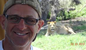 Hello everyone. Got a question? Do you solve each puzzle the same way? Ive  noticed that I have 3 key steps...sort, border, solve. These steps work for  all puzzles. However, ive also