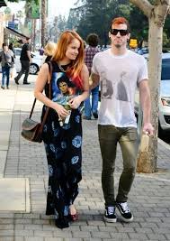 Actress debby ryan and twenty one pilots' drummer joshua dun were engaged for a year before they planned their new year's eve wedding in just 28 days. Debby Ryan And Josh Dun Dating Gossip News Photos