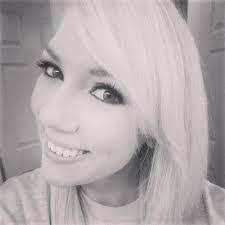 Barbara Arsenault's Instagram, Twitter & Facebook