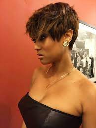 Go Tara Short Hair Styles Tyra Banks Short Hair Hair Styles