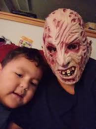 Freddie Gibbs performing as Frozone last night for Halloween 😭