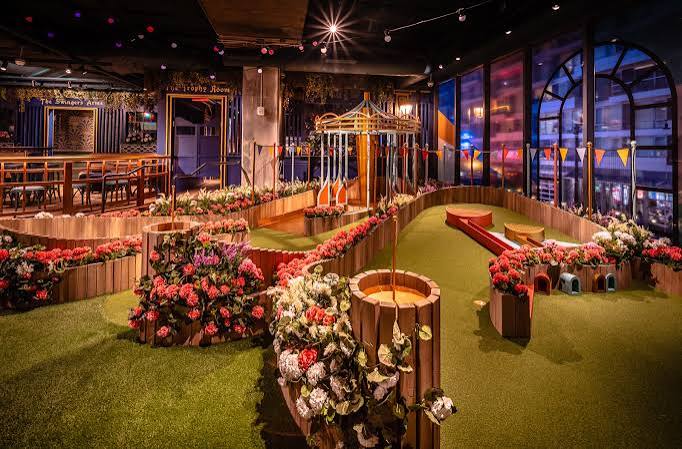 Inside Swingers, Navy Yard's Massive New Mini-Golf Bar | Eater DC