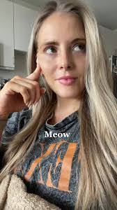 Amanda Tindall's Instagram, Twitter & Facebook