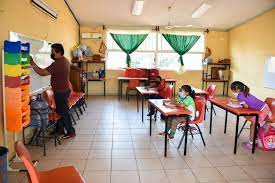 Así arrancó la jornada presencial de clases en la unidad educativa luis sánchez borja del cantón durán. Campeche Frena El Regreso A Clases Presenciales Por Aumento De Casos De Covid 19