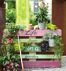 Palettenzaun Garten Garden Pinterest Garten Gardens And Plants