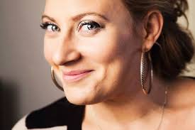 Sarah leder "Inför ESC"