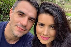 Ex-BBB e ex-Power Couple revela complicações durante gravidez de gêmeos