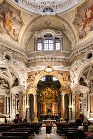 A parte la cupola, nulla lascerebbe intuire la presenza, qui, di un edificio religioso. Torino In Un Giorno Itinerario Del Capoluogo Piemontese