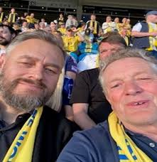 Leeds går för 2x100 i serie-epilogen