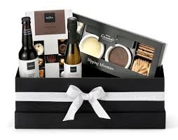 7 engagement gift ideas for when you can't be there to celebrate. Engagement Gifts For The Newly Engaged Couple Wedding Ideas Mag