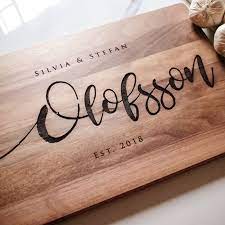 It's full of the most unique wedding gifts you've ever seen. The 20 Best Personalized Wedding Gifts Of 2021