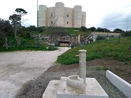 Pagina non ufficile di un fan sfegatato della bellezza di. Andria Completata La Nuova Fontana A Castel Del Monte Missione Compiuta Viva La Storia E L Acqua Pubblica