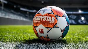 Liga soccer matches to be played in slovakia. Derbystar Stellt Neuen Spielball Fur Bundesliga Und 2 Liga Vor Kicker
