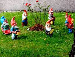 Google Image Result For Http Rickischultz Files Wordpress Com 2010 10 7 Garde Gnome Garden Lawn Gnome Gnomes