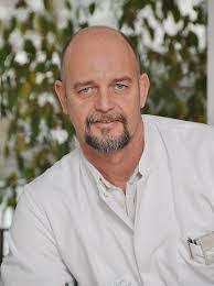 Peter Kandel's Instagram, Twitter & Facebook