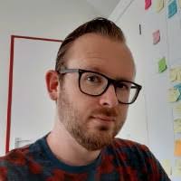 900+ perfiles de «Vahl»