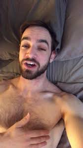 Benjiboyyogaboy (3) - BussyHunter.com (Gay Porn Videos)