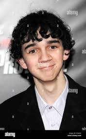 Zach Mills's Instagram, Twitter & Facebook