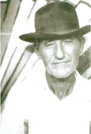 Willis Drake (1878-1927) and Amanda Caroline LEWIS Drake (1879-1961), and  their two oldest children, Millard and Ammie.