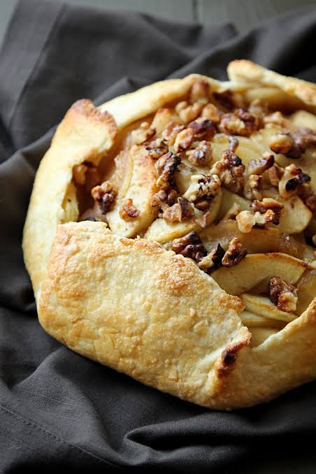 Walnut Crostata