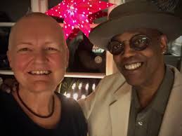 Wishing you all radiant health and endless happiness! 🌟🌟🌟 Eric & Ulrika  🎄