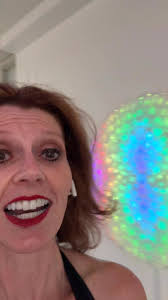 I’m in San Diego for the Tony Robbins Foundation Global Youth Leadership  Summit and found an inspiring art installation called Mirror Mirror at the  San Diego airport! My favorite piece was created by ...