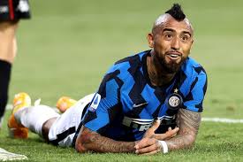 Arturo erasmo vidal pardo is a chilean professional footballer who plays as a midfielder for serie a club inter milan and the chile . Inter Put Arturo Vidal Up For Sale After One Single Season The Cult Of Calcio
