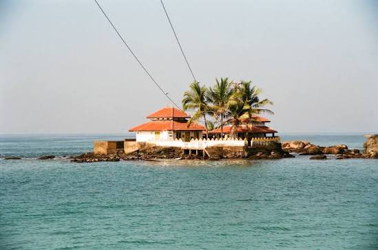 Seenigama Devalaya in Hikkaduwa, Sri Lanka: A Local Guide to the Island Temple
