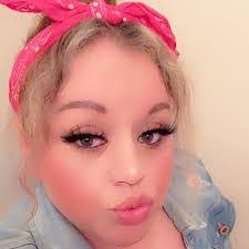 Amira Mercado's Instagram, Twitter & Facebook