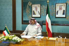 وأصدر المجلس قرارًا بعدم الاستمرار بقرار وقف الرحلات الجوية. Ù…Ø¬Ù„Ø³ Ø§Ù„ÙˆØ²Ø±Ø§Ø¡ Ø§Ù„ÙƒÙˆÙŠØªÙŠ ÙŠØ¹Ù‚Ø¯ Ø§Ø¬ØªÙ…Ø§Ø¹Ø§ Ø§Ø³ØªØ«Ù†Ø§Ø¦ÙŠØ§ Ø¬Ø±ÙŠØ¯Ø© Ø§Ù„ØµØ¨Ø§Ø­ÙŠØ©