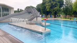 Mit Kindern Ins Fresch Neues Erlebnis Schwimmbad In Freising Ich Spring Im Dreieck